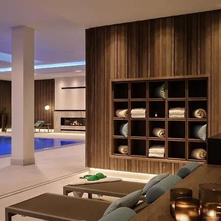 The Breeze Apart-hotel