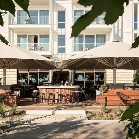 Apart-hotel The Breeze 5*