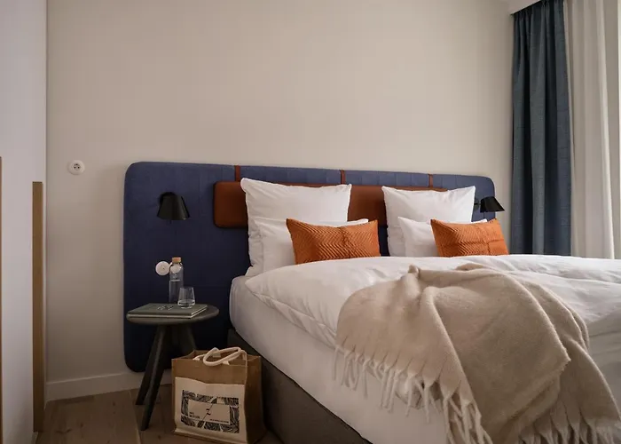 Апарт-отель The Breeze