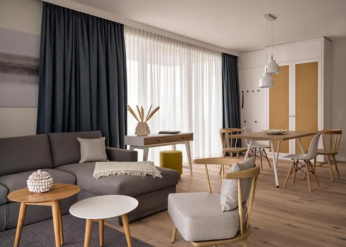 Апарт-отель The Breeze 5*