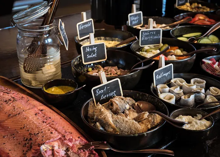 Апарт-отель The Breeze