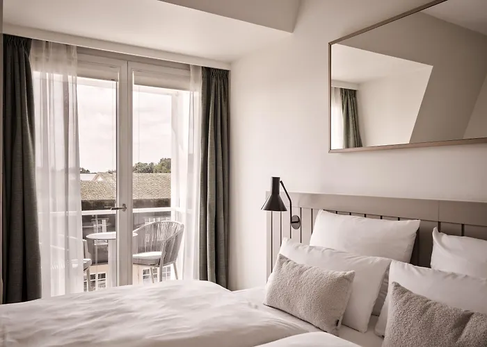 Апарт-отель The Breeze