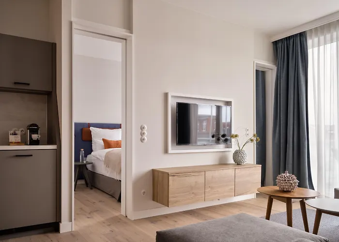 Апарт-отель The Breeze